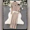 Traje Estilo Xiao Xiang Roupa de Início de Primavera Colete Curto Cardigã de Tricô Versátil Conjunto Elegante de Três Peças Saia
