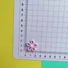 Brillante Aceite Flor Hueca Pétalo Flor de Cinco Pétalos Ramo Gel de Crema Accesorios para el Cabello Parche de Resina Diadema DIY Accesorios para Carcasa de Teléfono Móvil