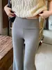Nueva colección de otoño e invierno: Pantalones para mujer con forro de polar, corte holgado y ligeramente acampanados, con un diseño negro fluido, versátiles para uso casual, deportes y yoga, con efecto adelgazante