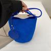 Moda Transfronteiriça Nova Bolsa Saco Feminina Nicho Versão Coreana Bolsa de Ombro Versátil Bolsa de Mão Suede Retrô para o Dia a Dia