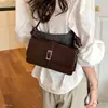 Bolsa Feminina Versátil 2026 Outono Nova de Mão, Sob o Braço, Transversal, para o Trabalho, Simples de Ombro, Estilosa, Grande Capacidade
