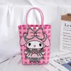 Bolsa Tejida Nueva de Fábrica Bolsa Cuadrada Pequeña Bolsa de Cesta de Plástico para Verduras Color Cesta Pequeña Coincidencia de Foto Bolsa de Playa Bolsa de Mujer