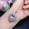 Colgante de cristal verde natural con fuerte color fuego, piedra suelta de 10*14 mm, engastado a mano en plata S925