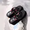 Nuevas Chanclas de Tacón Grueso para Mujer Verano Playa Antideslizantes Chanclas para Mujer Florales de Moda Estilo Coreano Sandalias de Exterior