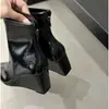Botines de tacón de cuña con punta estilo coreano para mujer, botas ajustadas de otoño e invierno, efecto adelgazante, serie de colores Maillard, botas de moda con cremallera trasera
