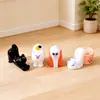 Novos Artesanato Criativo de Resina Gatinho Preto e Branco em Forma Líquida, Decorações para Carro e Mesa, Brinquedos Fofos Tendência de Nicho Atacado