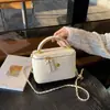Bolsa Pequeña Cuadrada Nueva de Textura Tejida Primavera 2026 para Mujer Estilo Coreano Versátil Bolso de Hombro Único Cruzado Bolso de Mano de Moda de Alta Gama