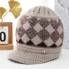 Chapéus de Inverno para Mulheres de Meia-Idade e Idosas Vovó Senhora Idosa Chapéu de Tricô Proteção contra Frio Aquecimento Mais Lã Chapéu de Lã com Proteção para as Orelhas para Mãe