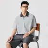Camisa Polo a Cuadros con Bloques de Color, Estilo Dos Piezas Falso, Cuello Campana y Mangas Cortas para Hombre, Nuevo Estilo de Verano, Fresca y Elegante, Hombros Caídos, Camiseta Holgada