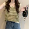 Verão listrado oco oco fora colete de malha sentido de design feminino nicho solto exterior vestir mangas sling hot girl top