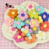 Spot handmade lã puff flor broche bonito cinco pequenas flores crochê DIY acessórios de cabelo feitos à mão