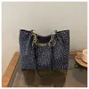 Bolsa de Ombro Único com Estampa Floral Bolsa Transversal Feminina Chegada Nova Outono 2026 Grande Capacidade Sob o Braço Estilo Coreano Nicho Bolsa Tote para o Dia a Dia