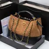 2026 Novo Modelo Pequena Bolsa de Ombro Estilo Chanel Cor Suede Color Block Europeia e Americana Bolsa de Axila Bolsa de Ombro Tote Bolsa de Ombro com Corrente Acolchoada Grande Capacidade