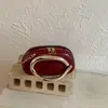 Bolsa Caixa Metálica de Personalidade Retrô Europeia e Americana 2026 Elegante Simples Estética Textura de Banquete Clutch Transversal Pequena Bolsa