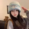 Otoño e Invierno Nuevo Bordado para Perro Pequeño Cálido Adelgazante de Rostro Gorro de Punto para Mujer Estilo Coreano Versátil Simple Ins Gorro de Lana