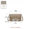 Bolsa Feminina de Couro Genuíno de Ombro Único para Axila 2026 Nova Moda Versátil de Grande Capacidade Bolsa Transversal Bolsa Quadrada Pequena de Couro de Vaca Camada Superior