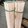 En stock suministro varilla de fregona varilla de escoba 1,2 metros más estilo palo de madera pintura varilla de madera varilla de madera de plástico