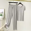 Comercio exterior moda femenina Traje de seda helada para mujer Nuevo de verano 2023 Deportivo casual Pantalones de pierna ancha Manga corta Traje de dos piezas Moda