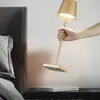 Lámpara de mesa recargable para decoración de barra de mesa Amazon transfronteriza, lámpara de mesa de lujo de alta gama, luz de noche sofisticada para mesita de noche de dormitorio