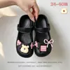 Sapatos Furados Mais Vendidos para Crianças 2026 Sandálias de Verão Sapatos Fechados para Meninas Sandálias para Uso Externo Sandálias Antiderrapantes Estilo Mais Vendido Atacado
