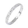 Pulseira de Gipsofila para Mulheres Estilo Coreano Casual Luxo Leve Design de Nicho Pulseira Aberta de Alta Qualidade Mais Fácil de Combinar Pulseira de Presente para Namorada
