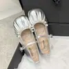 Zapatos Mary Jane de Perlas Francesas para Mujer 2026 Otoño Nuevo Estilo Hada Gentil Estilo de Noche Suela Suave Ballet Abuela Zapatos Individuales