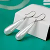 Pendientes de Perla con Forma de Gota de Agua de Moda Gancho de Oreja de Plata S925 Pendientes de Perla de Imitación de Concha Pendientes Largos de Gama Alta para Mujeres Aspecto Adelgazante Nuevo Estilo