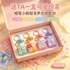 Kusano Shin-chan Creativo Descompresión Cuatro Cuadrículas Botón Aoi Adai Saemon Llavero Colgante Encanto para Bolso