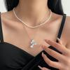Collar de perlas con costura de mariposa de cristal para mujer, estilo nicho, ligero, de lujo, estilo Y2K, para chicas atractivas, doble capa, accesorios superpuestos, cadena de clavícula dulce y genial.