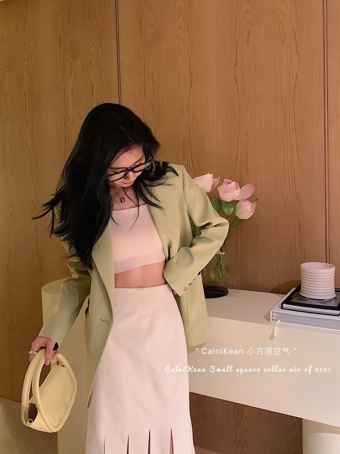 t811685179144980152171904395.j