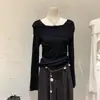 Elegante y estilizada camiseta base de punto para mujer, nuevo top de moda para principios de otoño e invierno 2025 para usar solo