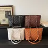 Bolso de Hombro Tote Grande de Moda Acolchado 2026 Primavera Nuevo Elegante Versátil Gama Alta Simple Casual