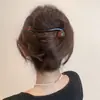 Grampo de Cabelo Vintage Outono/Inverno 2026 Estilo Coreano Clipe Torcido de Cabelo de Alta Qualidade Acessório de Cabelo Simples Elegante Ornamento de Cabelo Versátil para o Dia a Dia