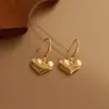 Pendientes de Acero Inoxidable de Alta Gama en Oro de 18 Quilates de Estilo Popular Europeo y Americano con un Diseño Único y Joyería de Aro con Perla