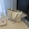 Bolsa de Mão para Mulheres 2025 Outono Nova Versátil para o Dia a Dia Ombro Sob o Braço Grande Capacidade Bolsa Tote Casual