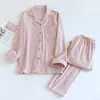Pijama de terciopelo a rayas japonés para mujer, otoño e invierno, engrosado, cálido, cárdigan de manga larga, prenda exterior holgada, conjunto de ropa para casa