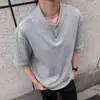 Camiseta Henley Masculina Casual Versátil Solta de Manga Curta Estilo Old Money para o Verão