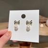 Pendientes de Perla con Lazo de Cuadros Blanco y Negro Zirconia Microincrustada Gota de Aceite Negra Pequeños Frescos Lujo Ligero Elegantes Dulces Pendientes