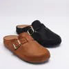 2026 Novo Modelo Birkenstock de Camurça com Strass e Solas Macias, Confortáveis e Versáteis para Uso ao Ar Livre, Calçados Casuais Slip-On Antiderrapantes com Fivela Quadrada