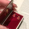 Aretes de Calabaza Plata de Ley S925 Ágata Roja Aretes de Concha Blanca Sentido Avanzado Combinan con Todo Lujo Ligero Elegancia