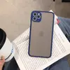 Adecuado para iPhone 17 Pro Max, Ojo de Agujero Fino Protección Ocular, Acabado Mate de Color Contrastante, 16 Plus Agujero Fino Anti-Caída, 15 Funda de Teléfono con Sensación de Piel