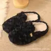 Outono e Inverno 2025 Novas Roupas de Exterior Sapatos de Algodão com Forro de Lã Chinelos Preguiçosos Chinelos de Algodão Sapatos Baixos Chinelos de Pelo Sapatos Femininos