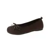 Nuevos zapatos de trabajo de otoño para mujer estilo francés, zapatos de tacón bajo poco profundos de punta redonda con suela blanda, zapatos Mary Jane de ballet para abuela
