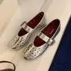 Sandalias Planas de Ballet Transpirables con Diseño Hueco Nuevas de Verano 2026 Zapatos Mary Jane Plateados Estilo Francés