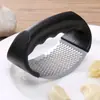 Espremedor de Alho de Aço Inoxidável Ferramenta Manual Multifuncional para Esmagar Alho na Cozinha Amassador de Alho Doméstico Ferramenta Espremedora de Pasta de Alho