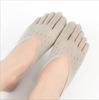 Yoga meias de cinco dedos meias atacado primavera e verão malha fina respirável suor absorvente invisível meias rasas de silicone barco meias