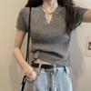 1663 # 2025 Nuevo Diseño de Camiseta Nicho Top Corto Estilo Verano para Mujer Cuello en V Manga Corta Tejido de Seda de Hielo
