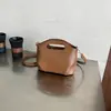 2026 Verano Nuevo Estilo Simple Bolso de Mano Bolso Cruzado Versátil para Viajes Diarios Bolso Tote Pequeño Bolso de Hombro de Moda Bolso de Mujer al por Mayor