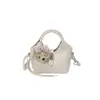 Bolsa transversal brilhante, doce e estilosa, para meninas, com pingente de urso de pelúcia, bolsa de mão infantil, mini bolsa acessório porta-moedas para pais e filhos
