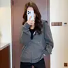 K1365 Jaqueta Listrada com Capuz Cuidadosamente Selecionada Outono e Inverno Retro Americano Zíper Solta Preguiçosa Cardigan Moletom de Manga Longa